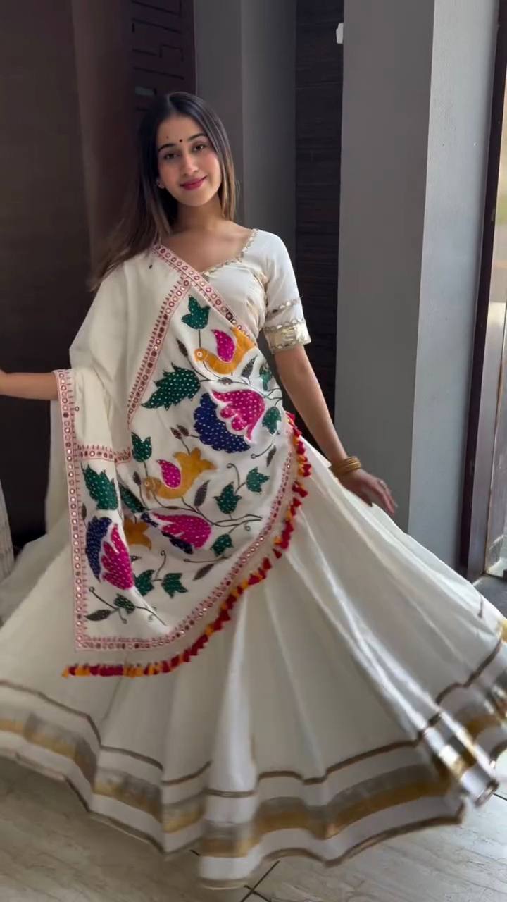 Celebrate this Navratri in style with our Exclusive Full Stitched Lehenga Choli Set — a perfect blend of traditional craftsmanship and festive elegance.