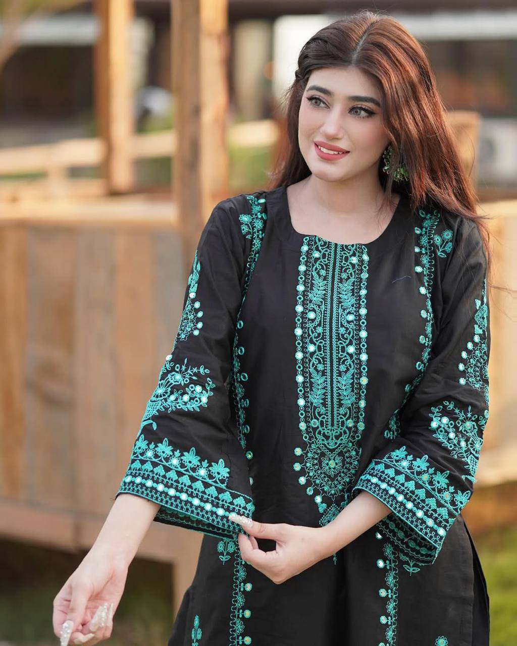 Add a royal touch to your festive wardrobe with this Exclusive 3-Piece Plazzo Pair with Dupatta,
