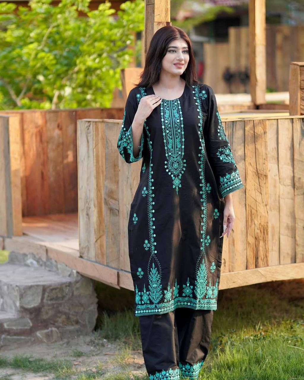 Add a royal touch to your festive wardrobe with this Exclusive 3-Piece Plazzo Pair with Dupatta,