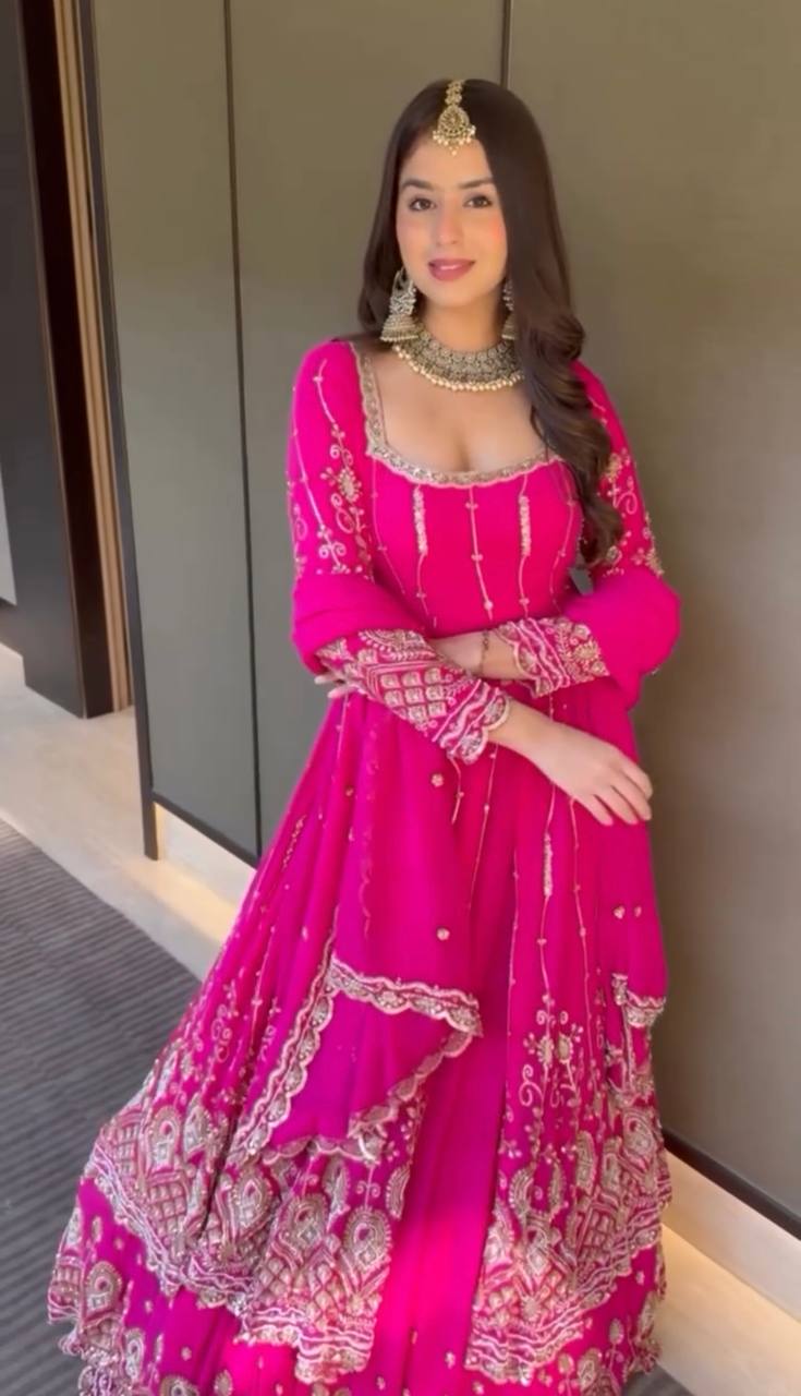 EXCLUSIVE AND PREMIUM WEAR – LEHENGA SET WITH DUPATTA