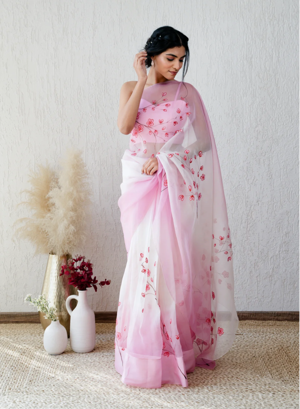 Elegance Redefined – Handcrafted Pink Floral Organza Saree 🌸