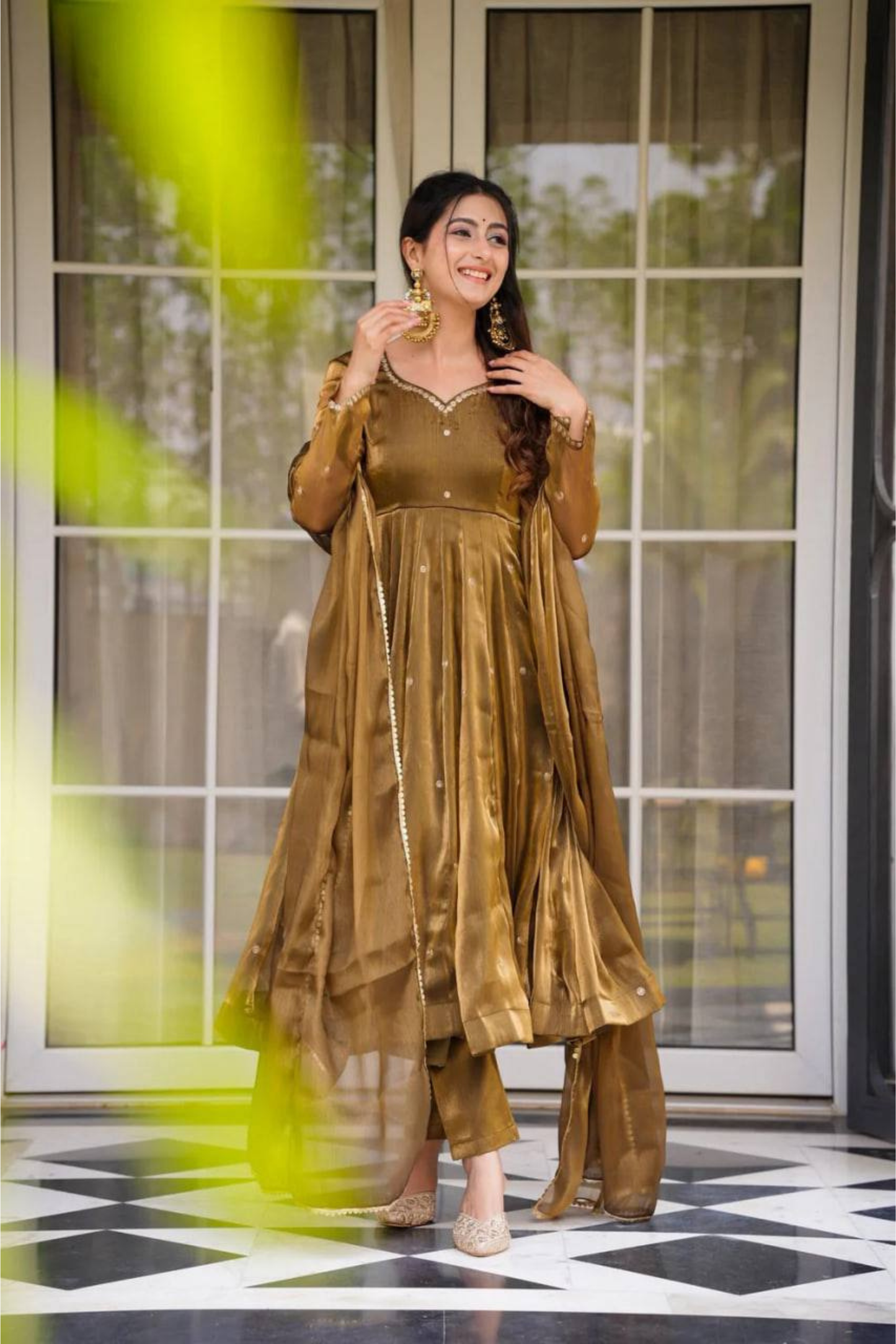 Unveil your elegance with our beautifully designed 3-piece set(imp)