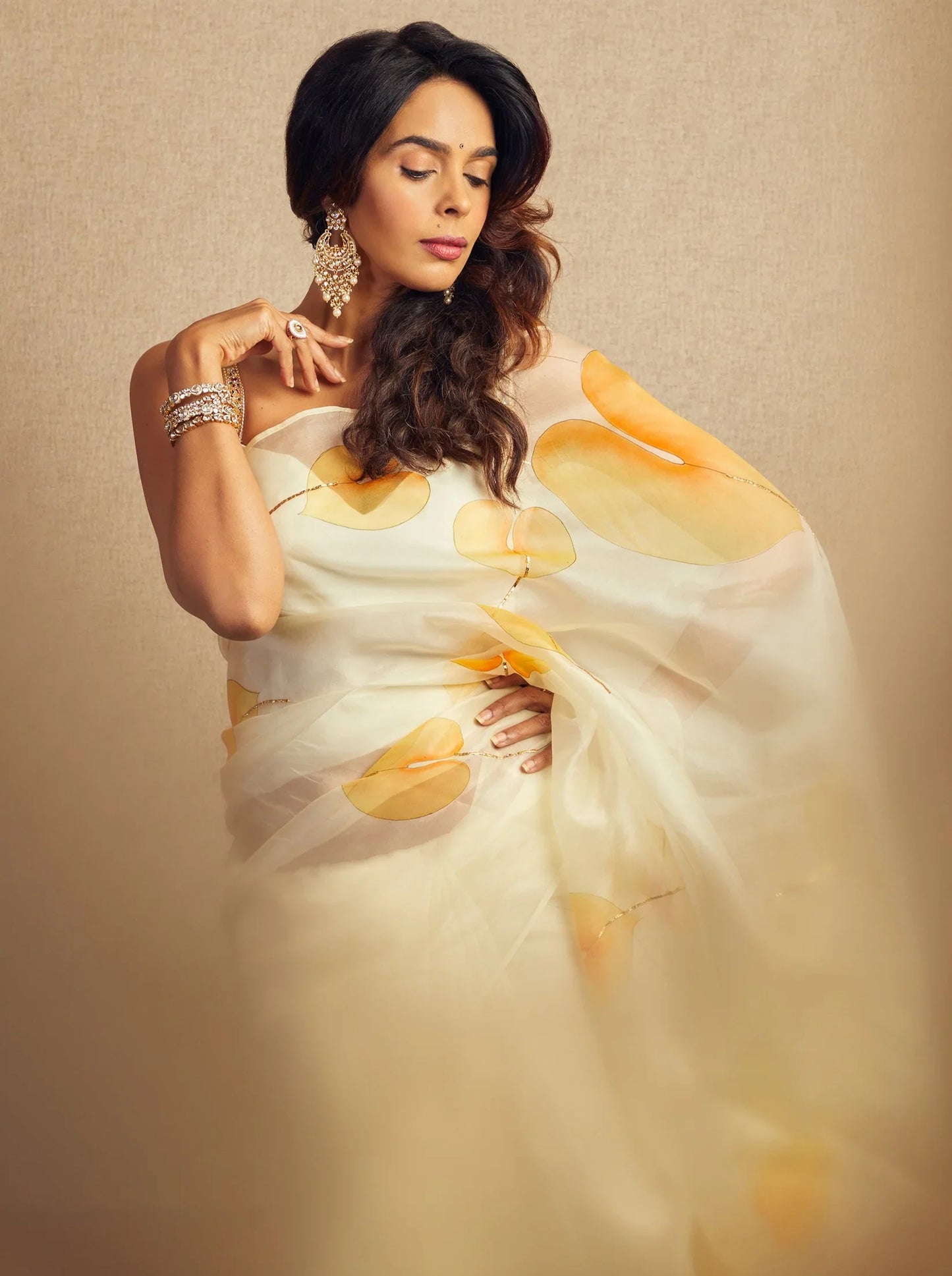 Elegant White & Yellow Floral Organza Saree ✨