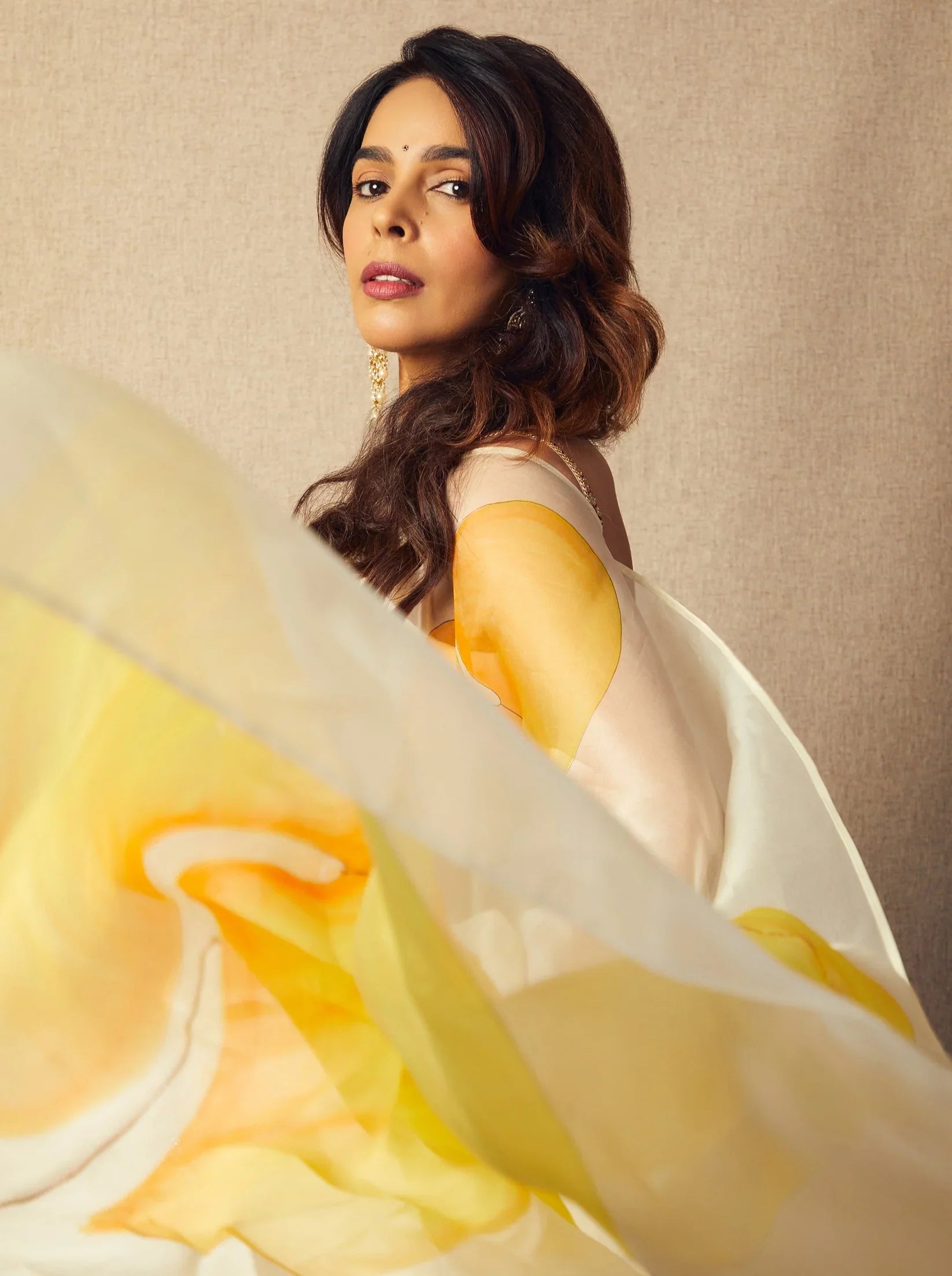 Elegant White & Yellow Floral Organza Saree ✨